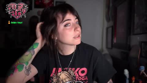 Blue online show from October 21, 1:17 am