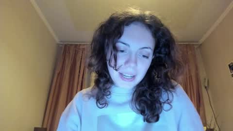 Elisa online show from January 13, 4:19 pm