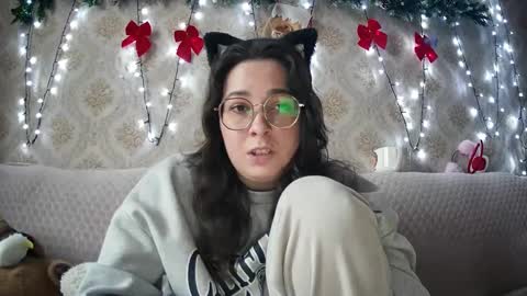 Snapshot of bluebutterfly_69 chatting on December 13, 2:05 pm your playful butterfly online show from December 13, 2:05 pm