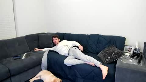 Snapshot of bluecollarhunk chatting on January 7, 2:03 am BlueCollarHunk online show from January 7, 2:03 am