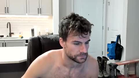 Snapshot of bluecollarhunk chatting on February 2, 7:23 pm BlueCollarHunk online show from February 2, 7:23 pm