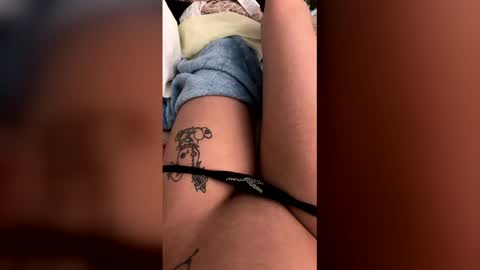 bluee_vixenn online show from May 31, 3:47 am