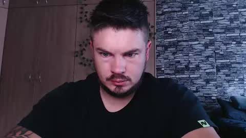 blueeyeboy0 online show from October 13, 12:05 pm