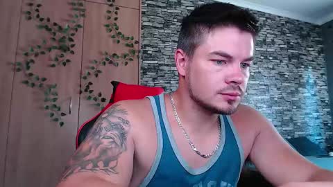 blueeyeboy0 online show from January 12, 7:57 am