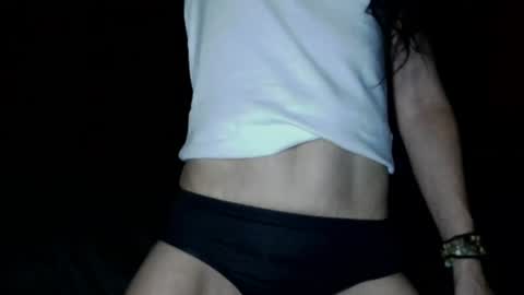 Blueeyedlie online show from June 25, 4:23 am
