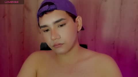 alexander online show from April 19, 5:45 pm