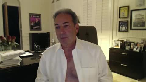 blueisles online show from December 11, 2:52 am