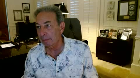 Snapshot of blueisles chatting on June 21, 7:05 pm blueisles online show from June 21, 7:05 pm
