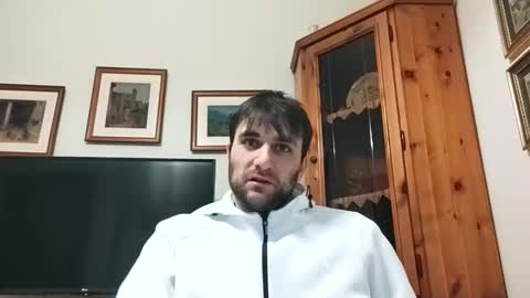 bluejoee online show from April 5, 9:39 am