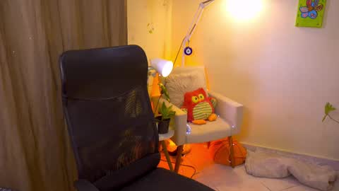 FLORAA online show from October 24, 12:01 pm