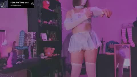 Blue online show from March 4, 11:22 pm