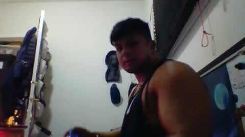 Snapshot of bluevegeta143 chatting on March 1, 10:06 am bluevegeta143 online show from March 1, 10:06 am