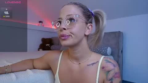 Kate online show from June 27, 11:43 pm