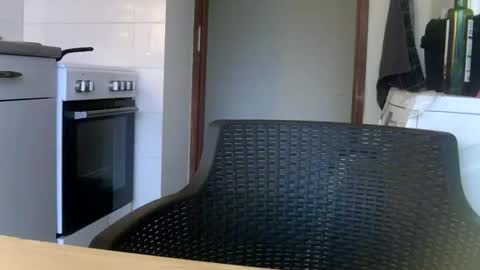 blundernew online show from December 11, 9:09 am