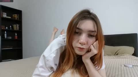 Snapshot of blush_lover chatting on October 6, 8:01 am Kate online show from October 6, 8:01 am