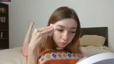 Snapshot of blush_lover chatting on October 16, 10:05 am Kate online show from October 16, 10:05 am