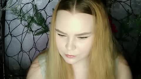 blushing_star online show from February 11, 8:08 am