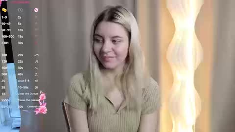 Snapshot of blushkitty chatting on October 18, 6:16 am Chloe online show from October 18, 6:16 am