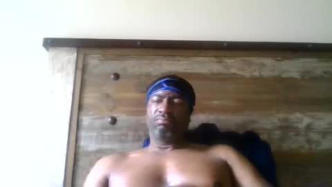 Snapshot of bluuthunder1914 chatting on June 10, 5:45 pm bluuthunder1914 online show from June 10, 5:45 pm