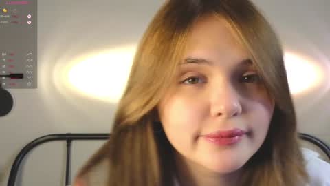 Snapshot of blytheaven chatting on January 29, 3:26 pm Erica online show from January 29, 3:26 pm