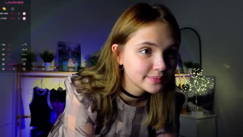 Snapshot of blytheaven chatting on February 4, 4:50 pm Erica online show from February 4, 4:50 pm