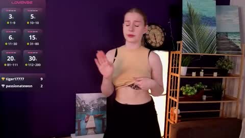 Snapshot of blytheaven chatting on March 21, 4:17 am Erica online show from March 21, 4:17 am