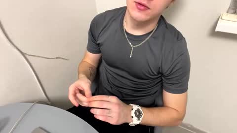 bob_bucks online show from February 27, 10:21 pm