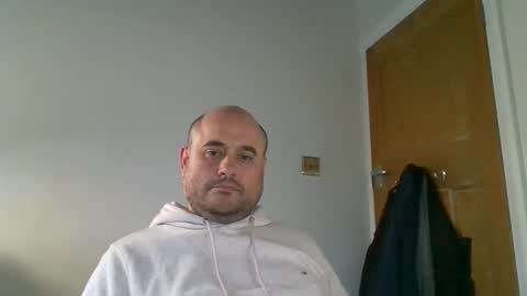 Snapshot of bobabator chatting on October 14, 2:29 pm bobabator online show from October 14, 2:29 pm