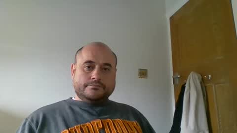 Snapshot of bobabator chatting on October 17, 12:08 pm bobabator online show from October 17, 12:08 pm