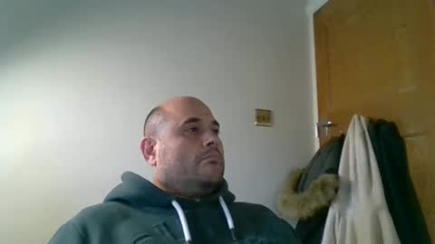 Snapshot of bobabator chatting on November 7, 12:49 pm bobabator online show from November 7, 12:49 pm