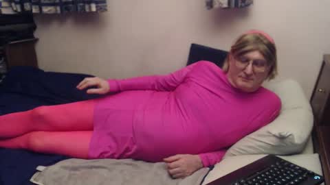 Snapshot of bobbie_the_sissy chatting on May 11, 6:19 am Bobbie or Roberta online show from May 11, 6:19 am