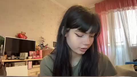 Emily online show from July 28, 9:15 am