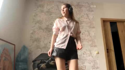 Snapshot of bobbiemylott chatting on March 1, 9:00 am Kate online show from March 1, 9:00 am