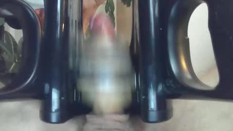 Bobby123 online show from October 31, 4:52 pm