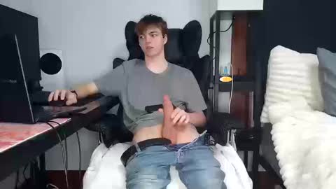 bobby72738 online show from October 10, 1:59 am