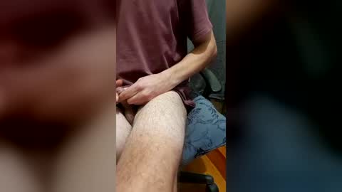 bobby_00x00 online show from July 3, 7:26 am