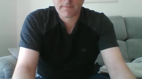 Snapshot of bobby_113 chatting on February 26, 12:25 pm bobby_113 online show from February 26, 12:25 pm