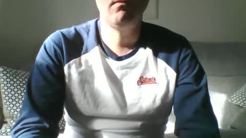 Snapshot of bobby_113 chatting on March 14, 9:04 am bobby_113 online show from March 14, 9:04 am