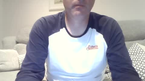 bobby_113 online show from June 26, 1:10 am