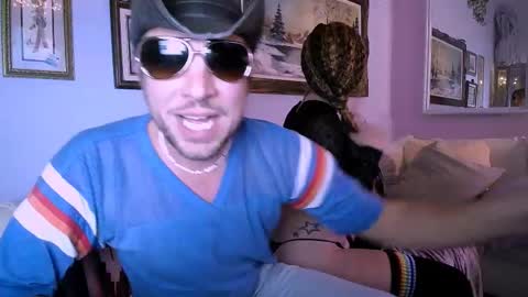 Bobby and Sadie online show from January 7, 6:05 am