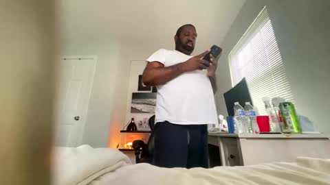 Luv bug  online show from September 25, 2:32 pm