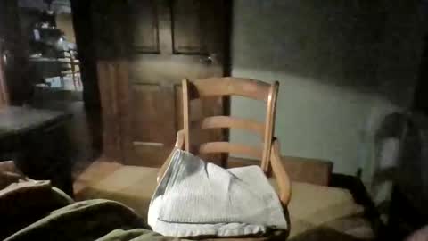 Snapshot of bobbywad25 chatting on October 29, 1:41 am bobbywad25 online show from October 29, 1:41 am