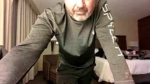 Snapshot of bobjones5003 chatting on February 28, 5:26 am bobjones5003 online show from February 28, 5:26 am