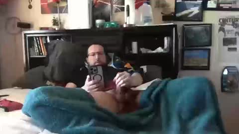 Bobby520 online show from October 14, 9:48 pm