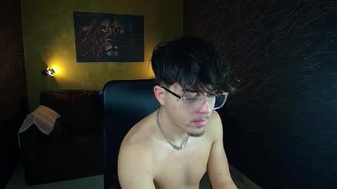 BodhiHayes online show from March 1, 10:06 am