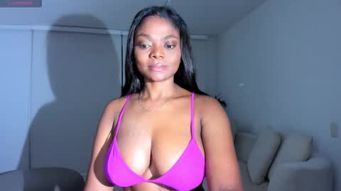 Snapshot of body_desire chatting on October 1, 9:48 am danna online show from October 1, 9:48 am