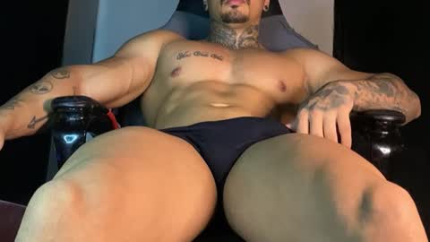 bodymenbr online show from December 15, 9:52 pm