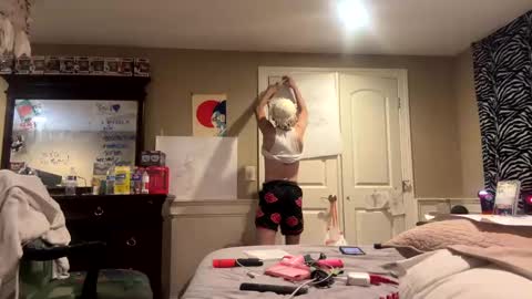 Sailorartemis online show from October 4, 8:51 pm