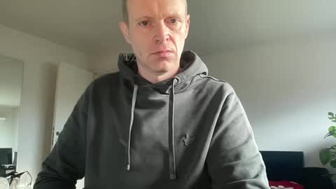 Snapshot of boegieboy76 chatting on February 21, 8:07 am ask me online show from February 21, 8:07 am