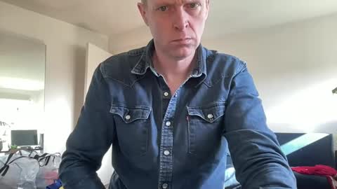 Snapshot of boegieboy76 chatting on February 26, 10:47 am ask me online show from February 26, 10:47 am